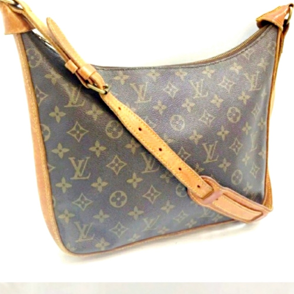 Authentic Louis Vuitton Boulogne